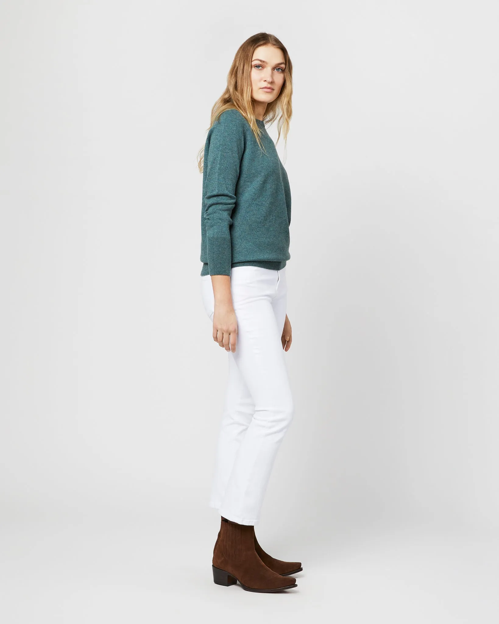 Cydney Boyfriend Crewneck Sweater in Heather Pine Cashmere
