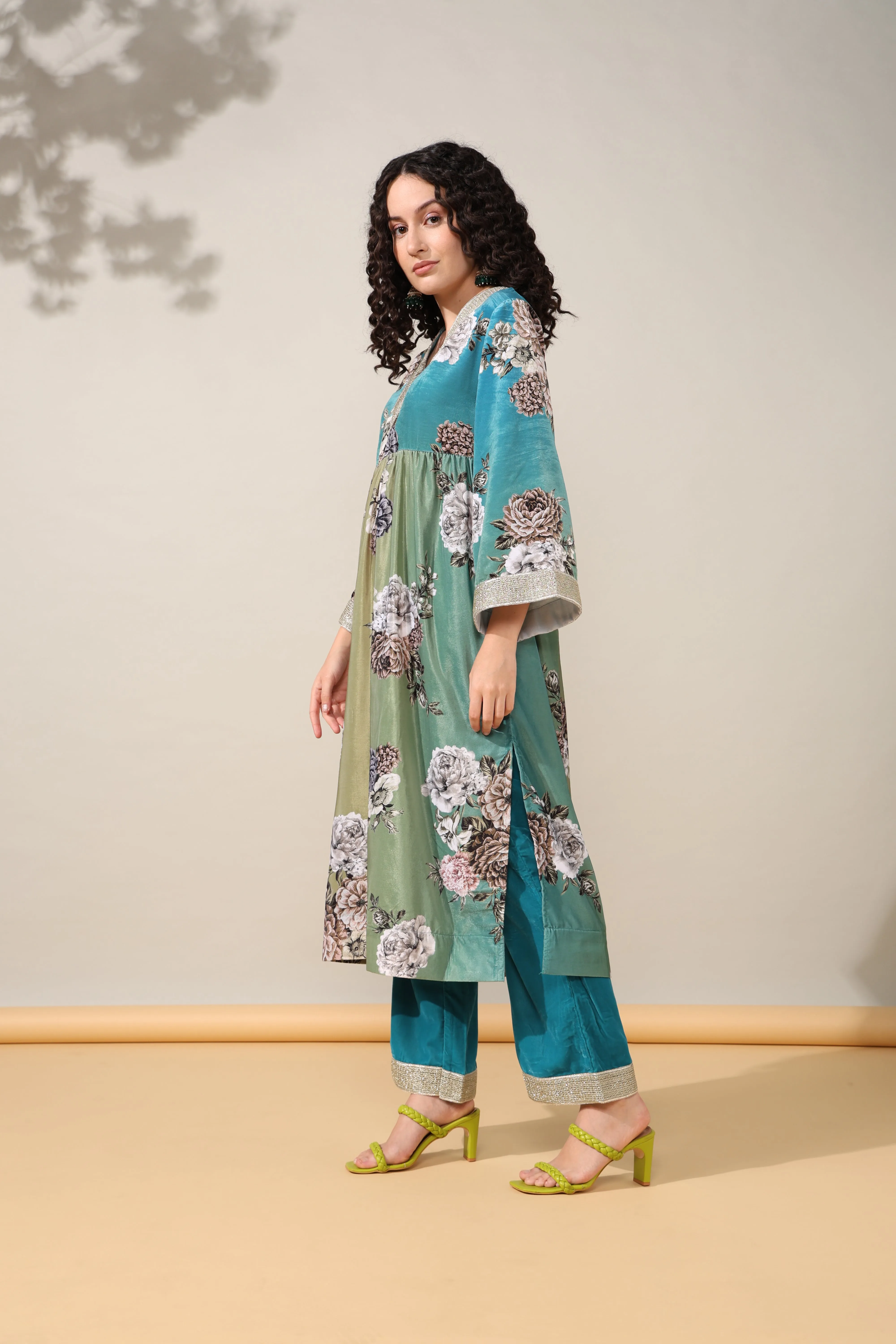 HOK ENSEMBLE - Printed Sea Green floral Velvet Suit set