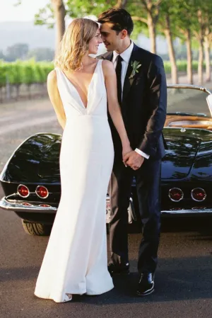 Luolandi Elegant Sheath V Neck Off White Wedding Dresses Simple Beach Wedding Gown Sexy